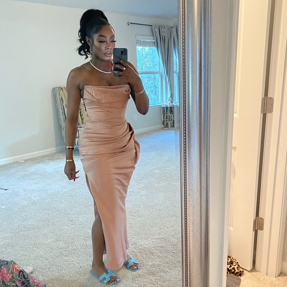 BLUSH SATIN STRAPLESS GOWN